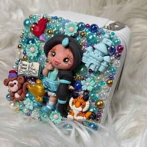 Decorative Beaded Jewelry Box with Jazmin